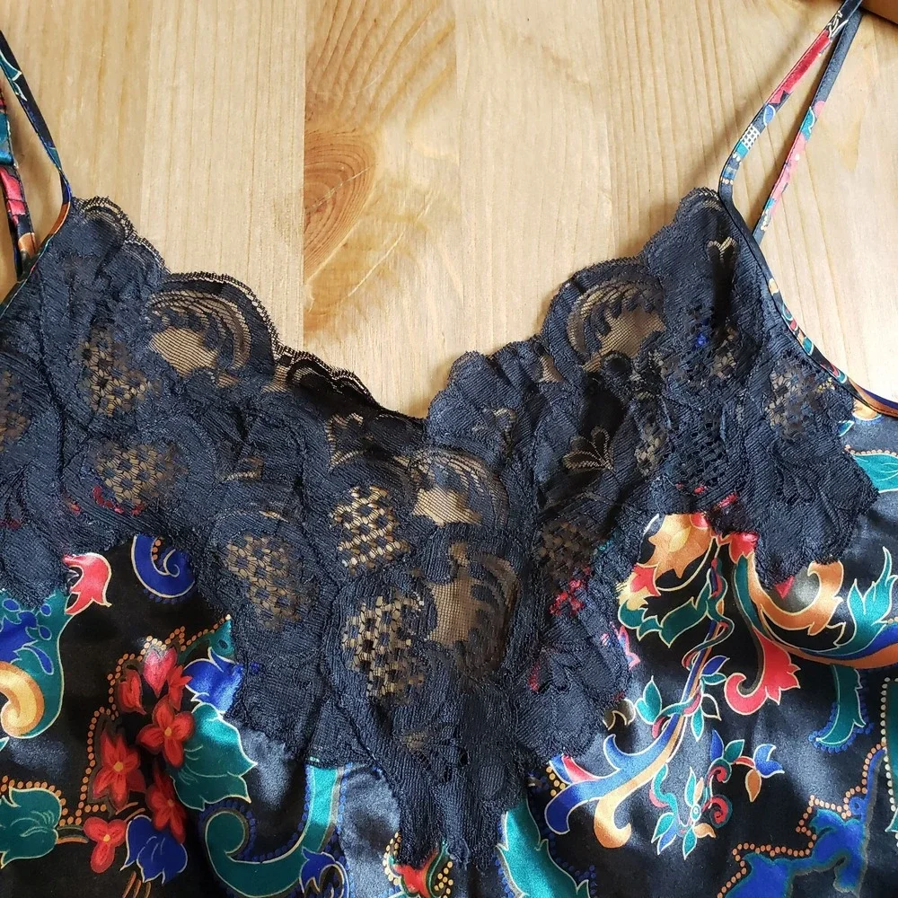 Vintage Victoria's Secret Gold Label Babydoll Slip Black Paisley Lace Size Med